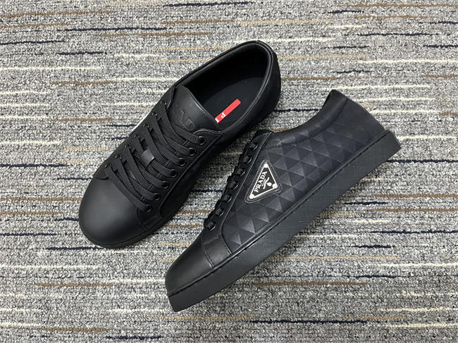 Pra*a leather sneaker 4