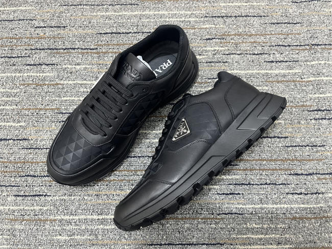 Pra*a sneaker 2