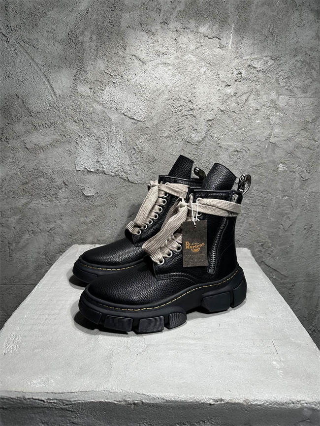 0wens ankle boots