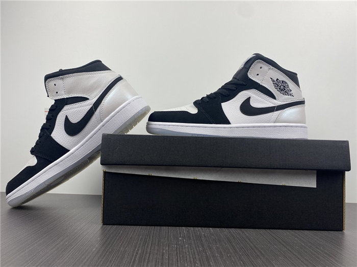 jordan1 mid D1am0nd shorts dh6933-100