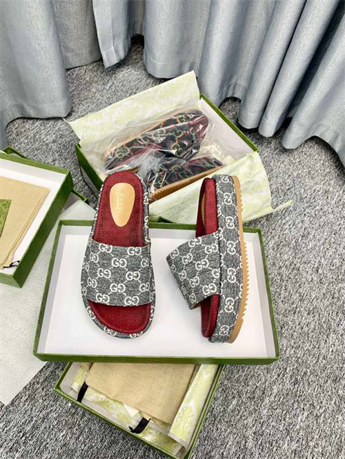 Gocci Slipper