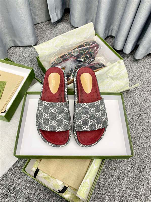 Gocci Slipper