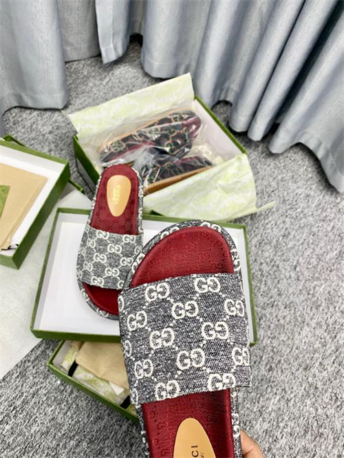 Gocci Slipper