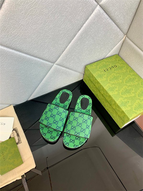 Gocci Slipper