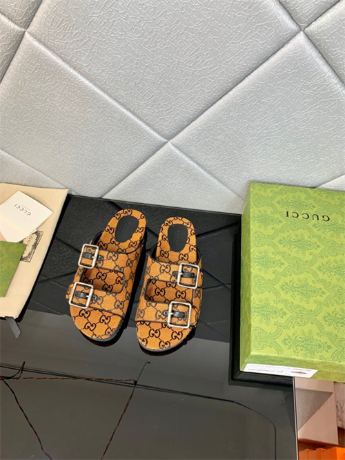 Gocci Slipper