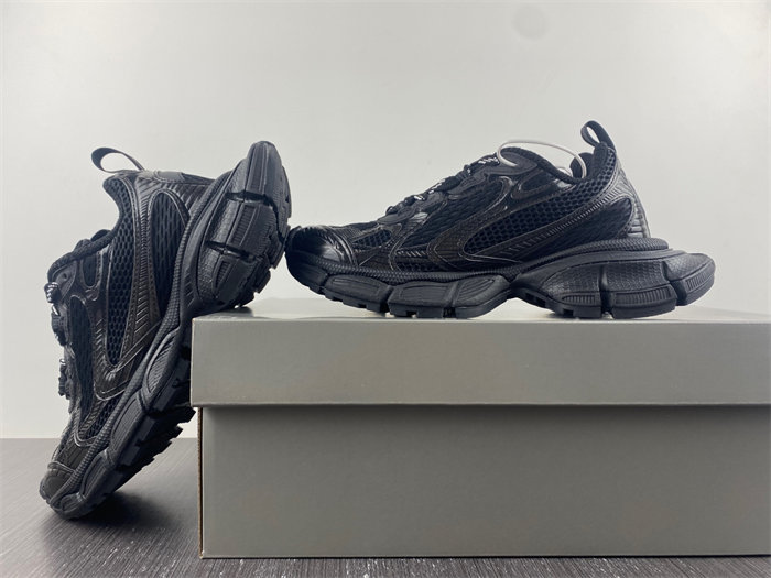 ba1en*iaga -phanT0m sneaker