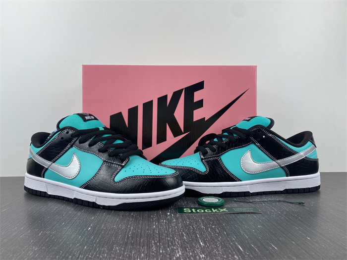 nike sb dunk low D1am0nd s*pply co. aqua blue 304292-402