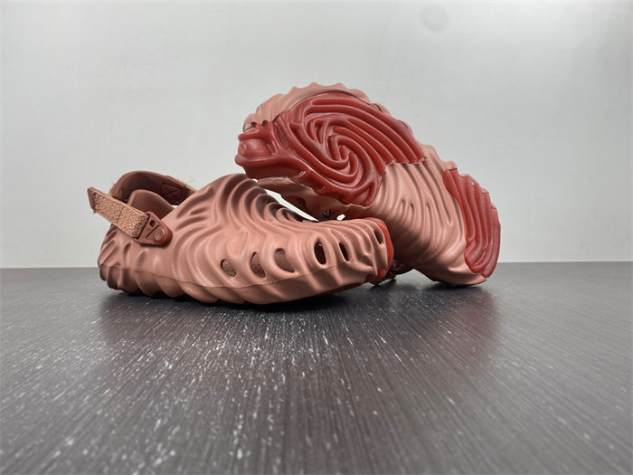 Cr0c5 pollex clog by salehe bembury kuwata 207393-6rl