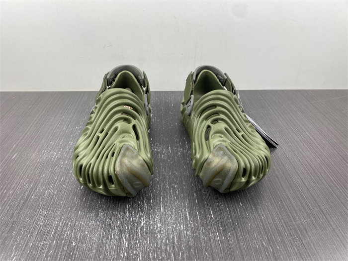 Cr0c5 pollex clog by salehe bembury cucumber 207393-309