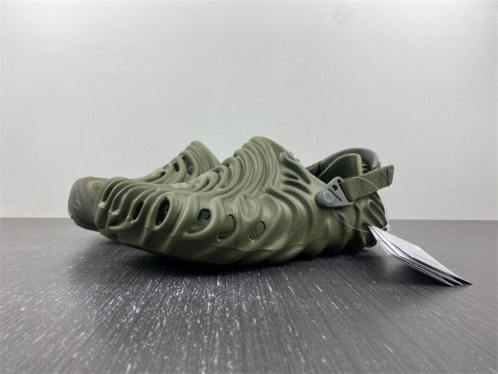 Cr0c5 pollex clog by salehe bembury cucumber 207393-309