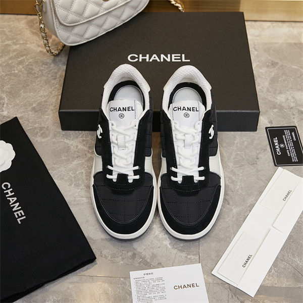 Chanal Sneakers