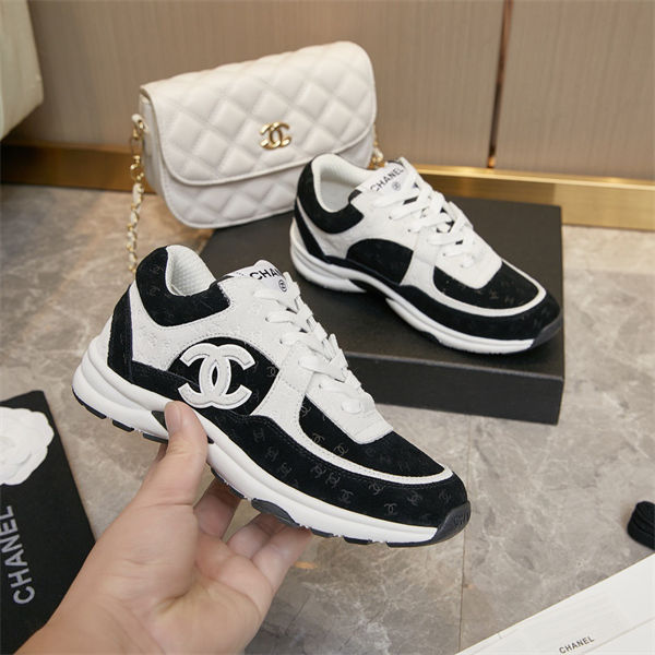 Chanal Sneakers