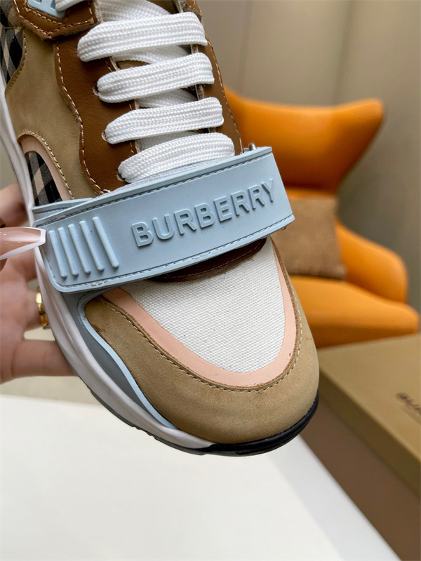 bvrberry MJ003701