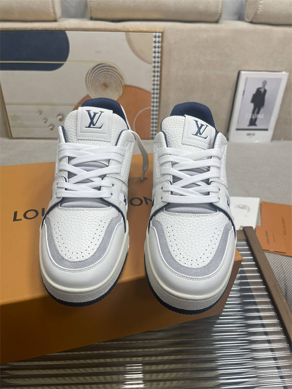 LV061
