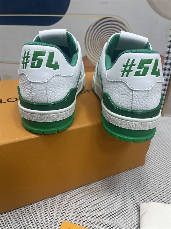 LV068