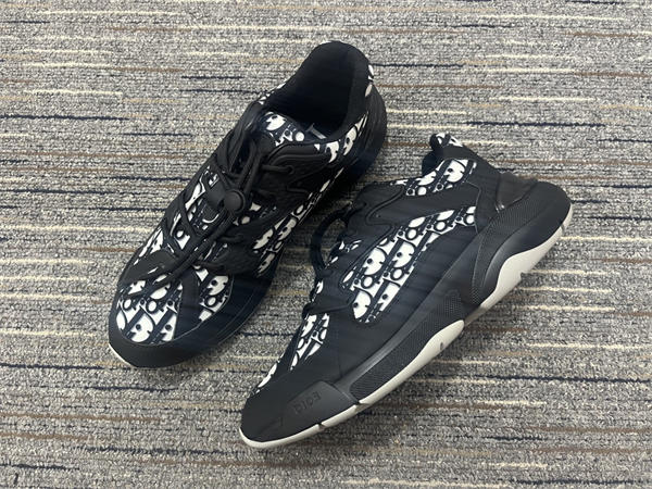 D10r sneaker