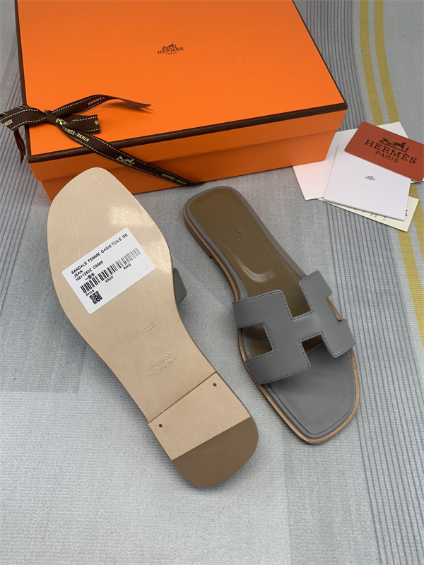 H Slipper