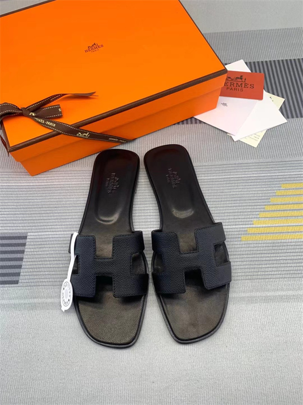 H Slipper