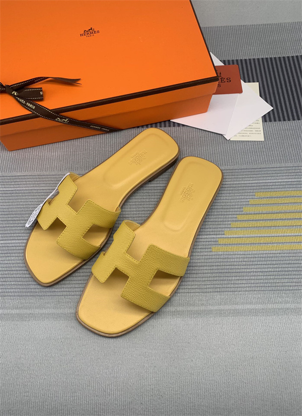 H Slipper