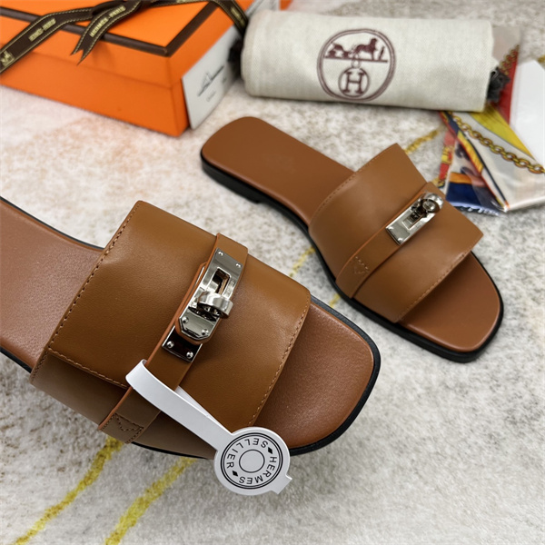 H Slipper