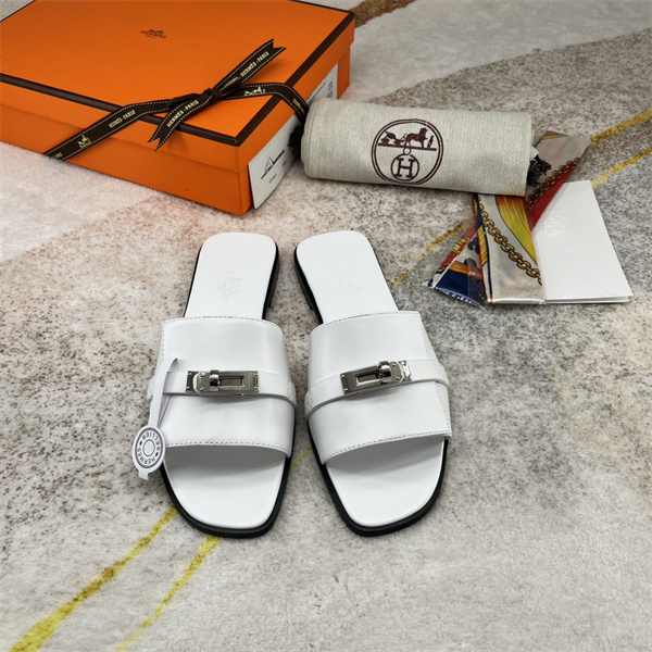 H Slipper