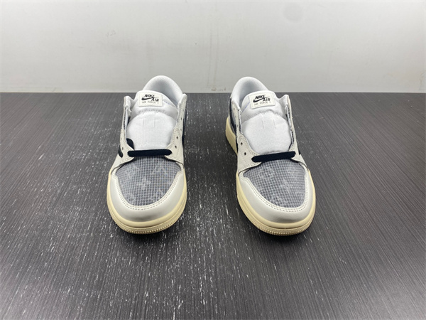 Air Jordan 1 Low AJ1