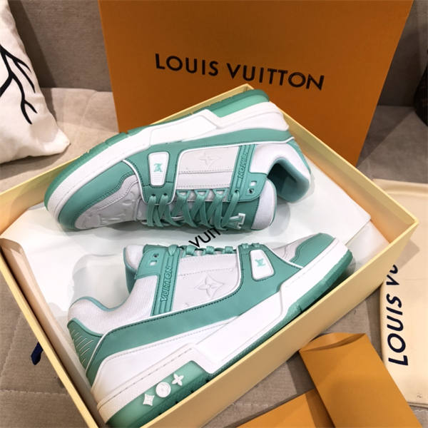 LV124