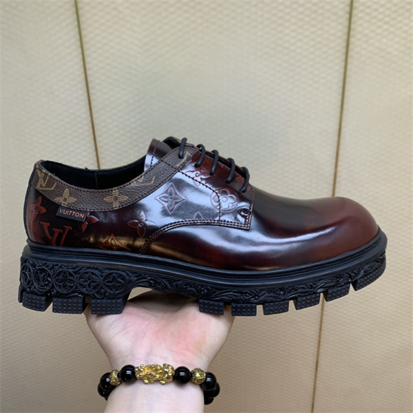 Lv Loafer 004