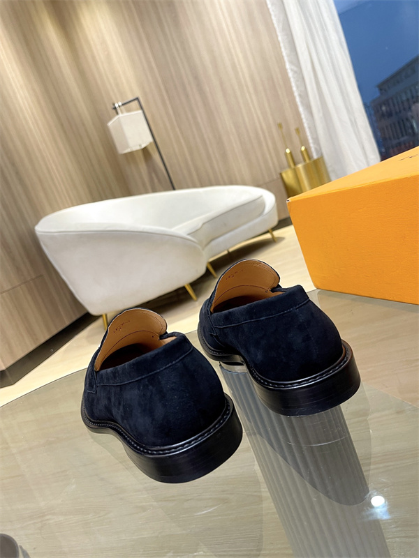 Lv Loafer 043