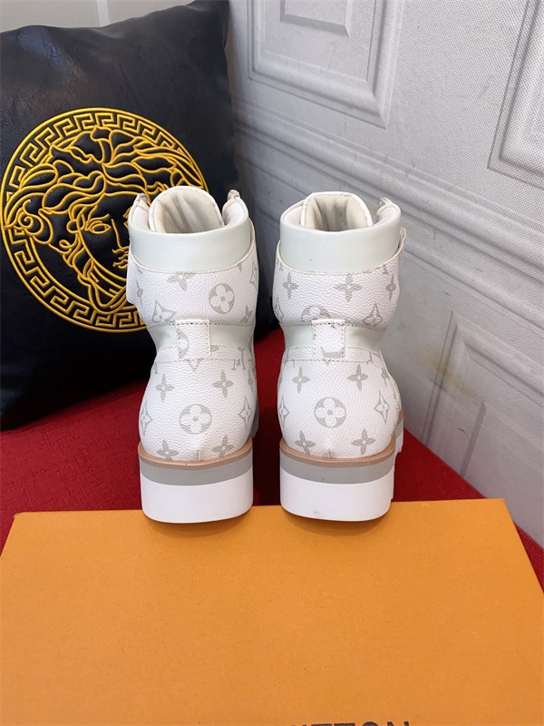 LV x Nike Sneaker