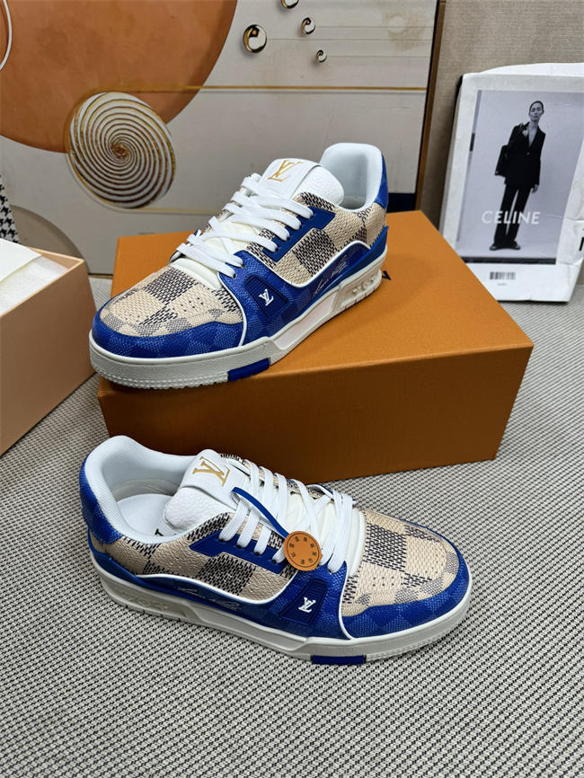 Lv Trainer