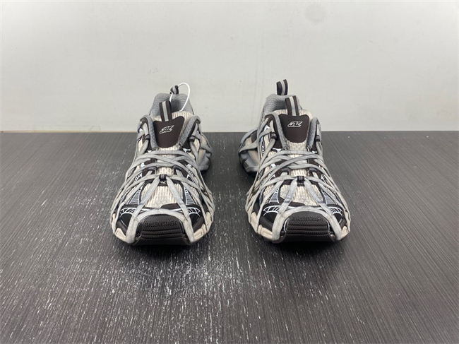ba1en*iaga phanT0m sneaker  778698 w3xll 2097