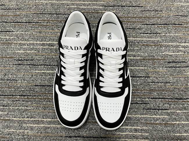 Pra*a sneaker 20