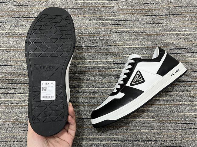 Pra*a sneaker 20