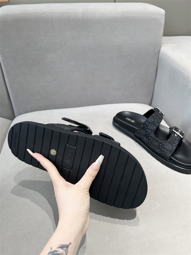 Dio Slipper