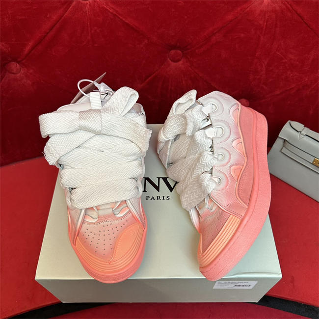 Lanvon Curb Sneaker 30