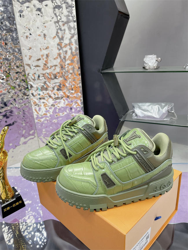 LV Trainer Maxi Sneaker