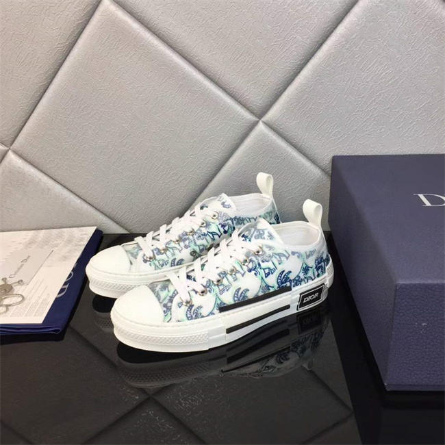 D10r sneaker