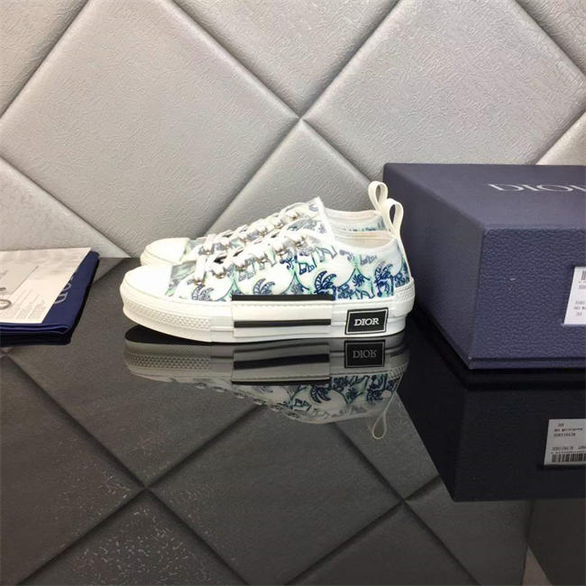 D10r sneaker