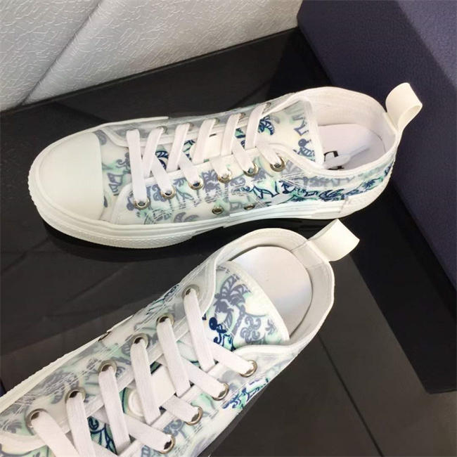 D10r sneaker