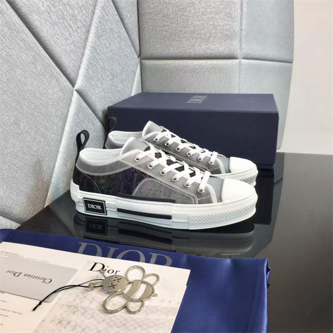D10r sneaker