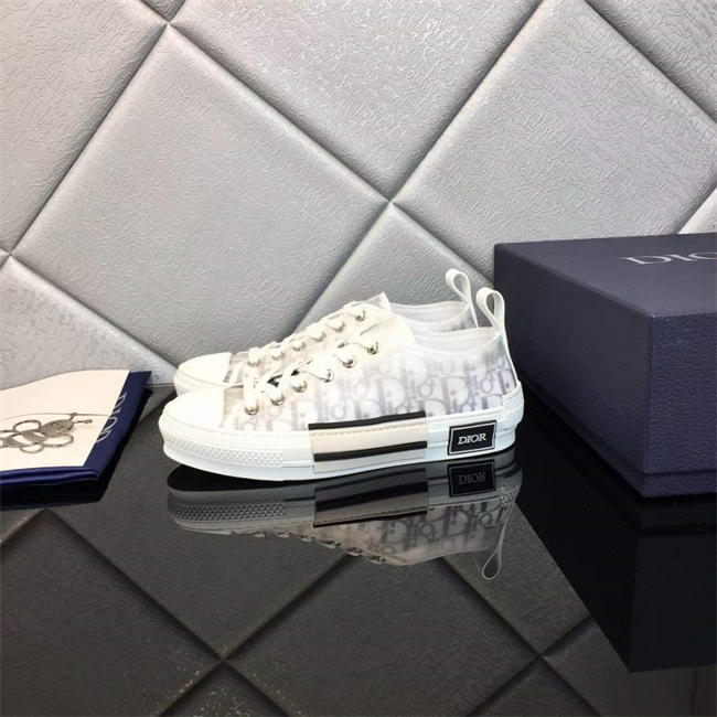 D10r sneaker