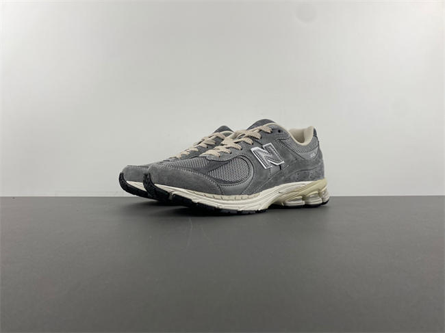 new Ba1an*e 2002r shadow grey m2002ranm