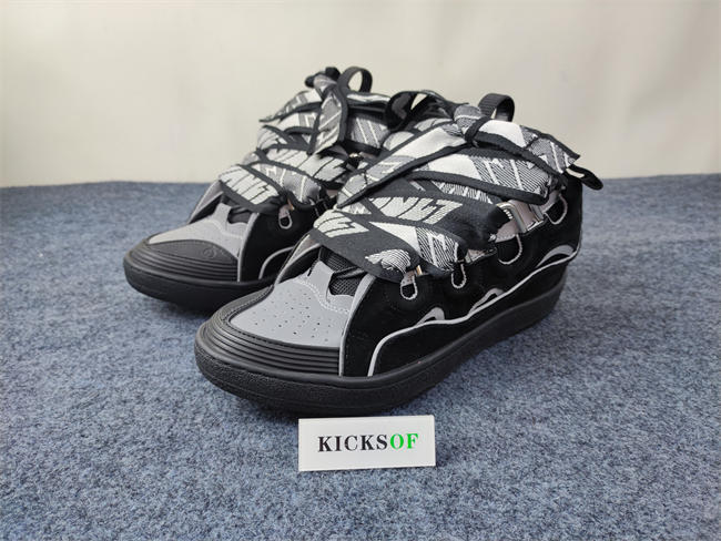 Lanu1n curb sneaker 80