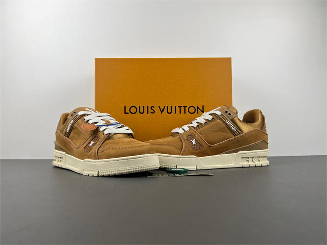 l0vis Vvtt0n lv trainer