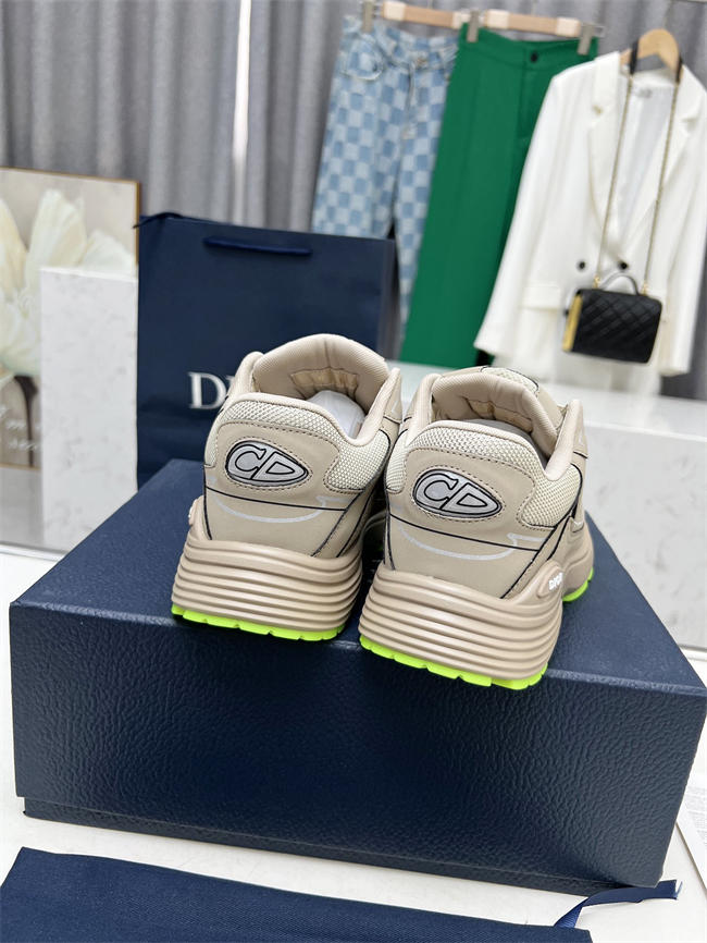 D10r b30 sneaker d9002