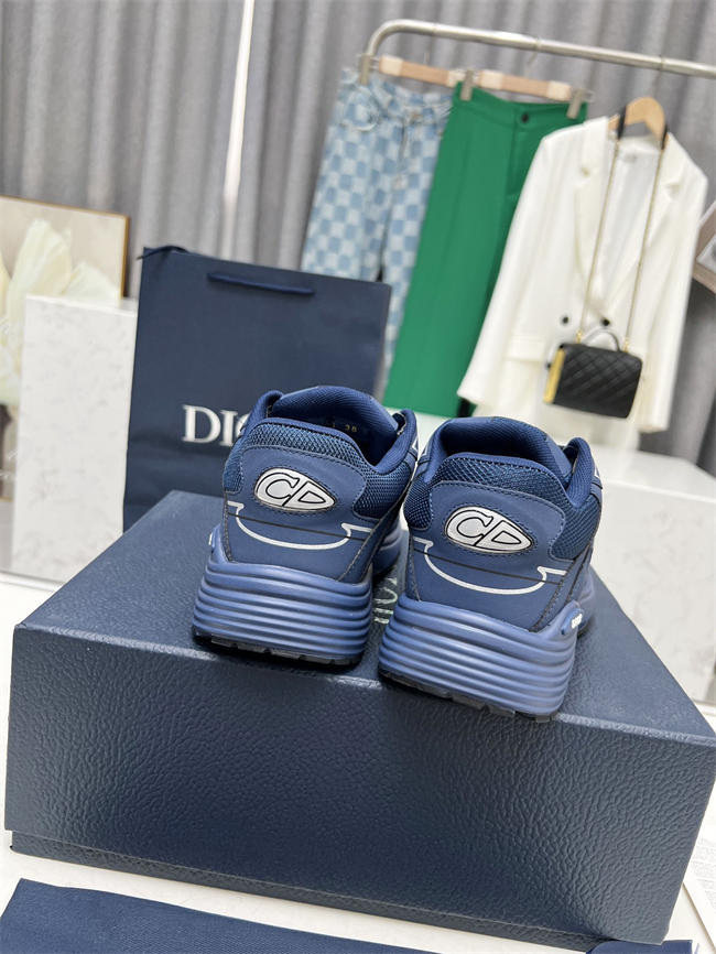 D10r b30 sneaker d9008