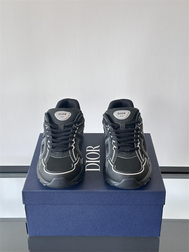 D10r b30 sneaker d1004