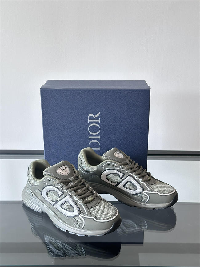 D10r b30 sneaker d1009