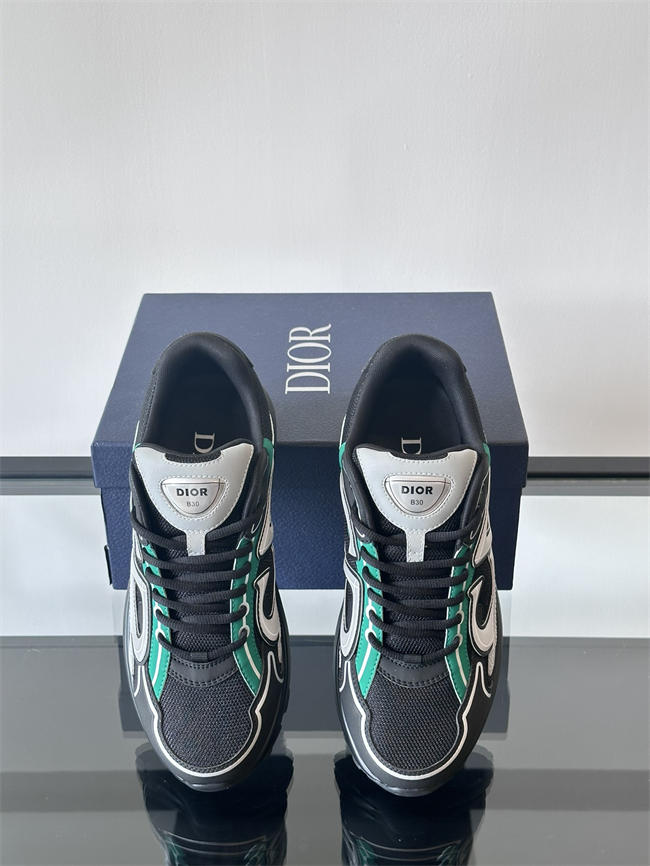 D10r b30 sneaker d1013